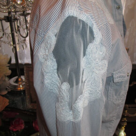 Guess Lace & Mesh Shirt - Picture 10 of 12